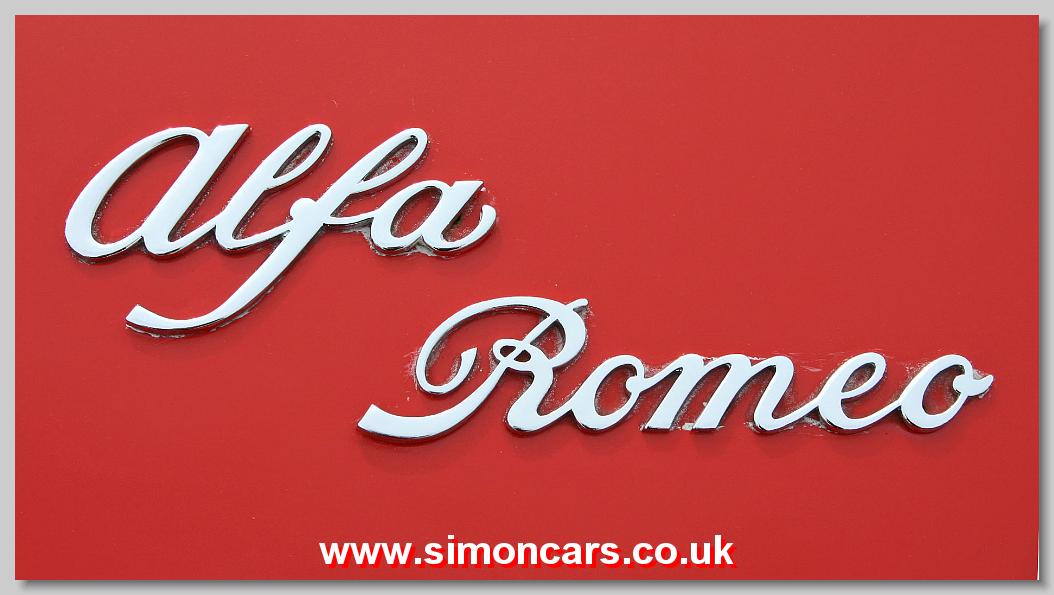 Simon Cars Alfa Romeo Duetto